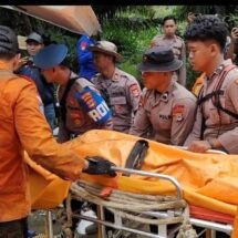 Tragedi Helkopter Eastindo di Kalsel: Delapan Korban Dievakuasi, Tiga Jasad Hangus Tak Utuh