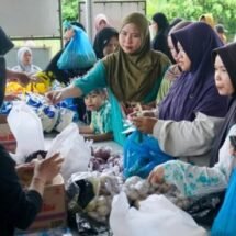 Pasar Murah ke-28 Disperindag Balangan Hadir di Desa Munjung, Bantu Kendalikan Harga dan Ringankan Beban Warga